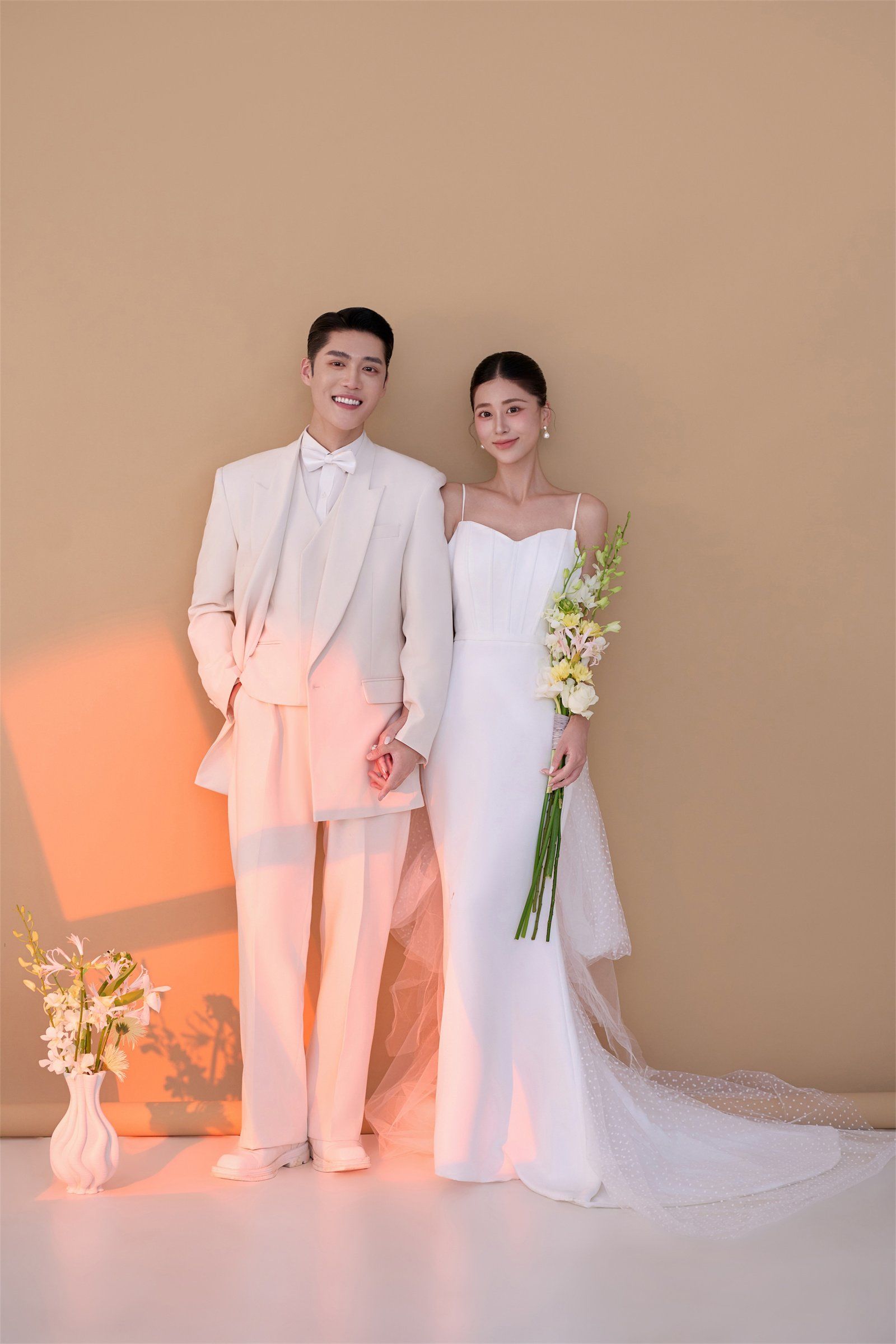 直接抄作业📸 美到爆的唯美光影婚纱照