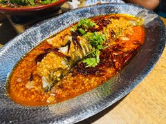 徐州特色蒜爆鱼-大张烙馍村(泉山店)