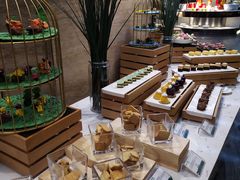 面包甜点陈列柜-西安绿地假日酒店·欧意咖啡厅