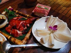 -老滇山寨•云南特色菜•地方菜•民族风情歌舞表演(金碧店)