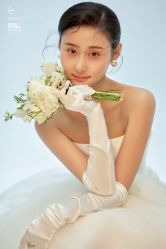 -至臻微拉婚纱摄影