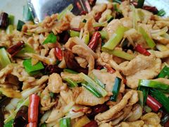 -蔼若春.传承三十年云南菜(金碧公园店)