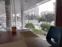 -珠海拱北口岸希尔顿欢朋酒店