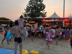 -汤山欢乐水世界