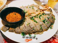-肥肥虾庄·金牌油焖大虾(汉口城市广场店)