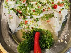 椒柠蒸鲈鱼-荷花泰菜(东方新天地店)