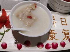 -海底捞火锅(凯德广场店)