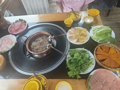 -银同牦牛肉火锅