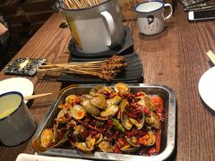 -喝丢一只鞋辣炒海鲜小烧烤(三八广场店)