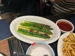-福楼毕斯罗F Bistronome(国贸商城约会地标景观店)