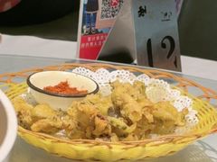 -刘姐啤酒鱼民族演艺餐厅(西街总店)