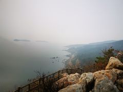-燕窝岭