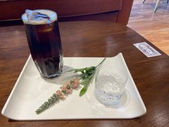 -ZING COFFEE 镜咖啡