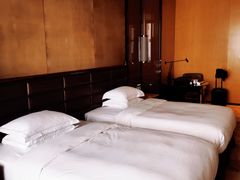 -中山利和希尔顿酒店