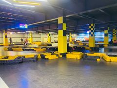 -极限PLAY运动娱乐新世界·团建派对表演休闲馆·室内高空游乐园