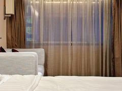 -广州中心皇冠假日酒店