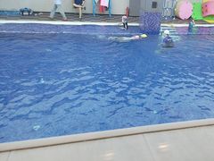 -酷游亲子游泳中心