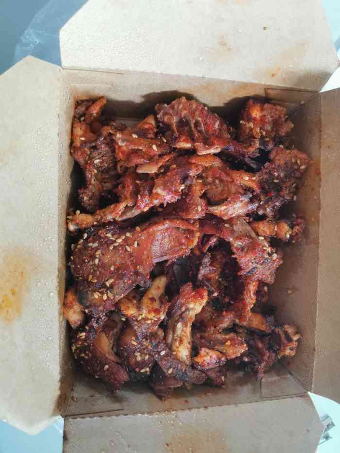 麻辣鸡架(香港中路店)-"他家鸡架叫了很多次外卖,味道很棒,份量很.