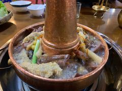 -岳记兴隆·青城腊排铜火锅(融创店)