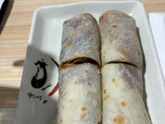 大饼卷肉-台北楚楚园馅饼粥(虹桥南丰城店)