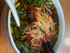 -子宸什夹婆乌鸡米线弹子石店(泽科·星泽汇店)