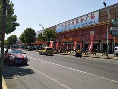 -七宝蔬菜农副产品综合交易市场-停车场