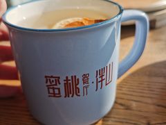 -蜜桃餐厅·伴山(湖滨商业街店)