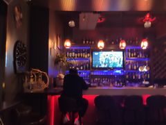 -聚点酒吧(龙湖滨江天街店)