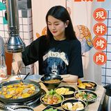 烤过之后还有肉汁，配上店里的蘸料，真的是一绝！