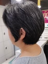-镁连社·美联社
