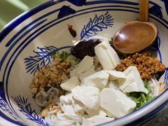 -蜗牛小馆醉乡民谣云南菜(惠新西里店)