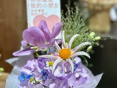 -瑞虹新天地月亮湾