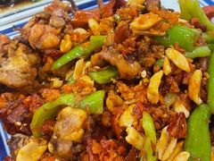 -八两八金·莱芜特色炒鸡(市南漳浦路店)