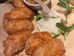 -大头虾越式风味餐厅(光明广场店)