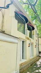 -e hair salon
