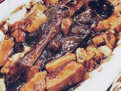 红烧豆腐烩黄鱼-玲珑餐厅(陕西南路店)