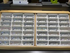 -镜客眼镜(浦江欢乐颂店)