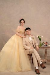 -雪中彩影婚纱摄影·微光艺术中心