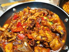 酱板鸭烧牛蛙-爱饭(玉兰路直营店)
