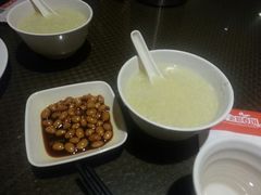 小米粥-老昌春饼(中央大街店)