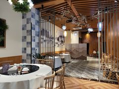 -香山湖家家宴(中山陵店)