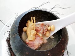 海南槟榔花炖龙骨汤-香香海南菜餐厅