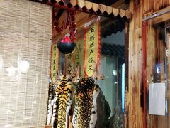 -梁山烤肉(榆林行者武松店)