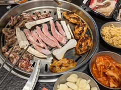 -炽城·烤肉名家(鸿达中央广场店)