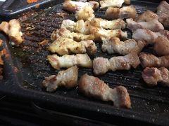 烤五花肉-401餐厅(弘大店)