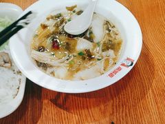 老坛酸菜鱼饭-南城香(四路通店)
