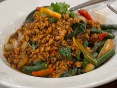 -Thai Pothong Restaurant