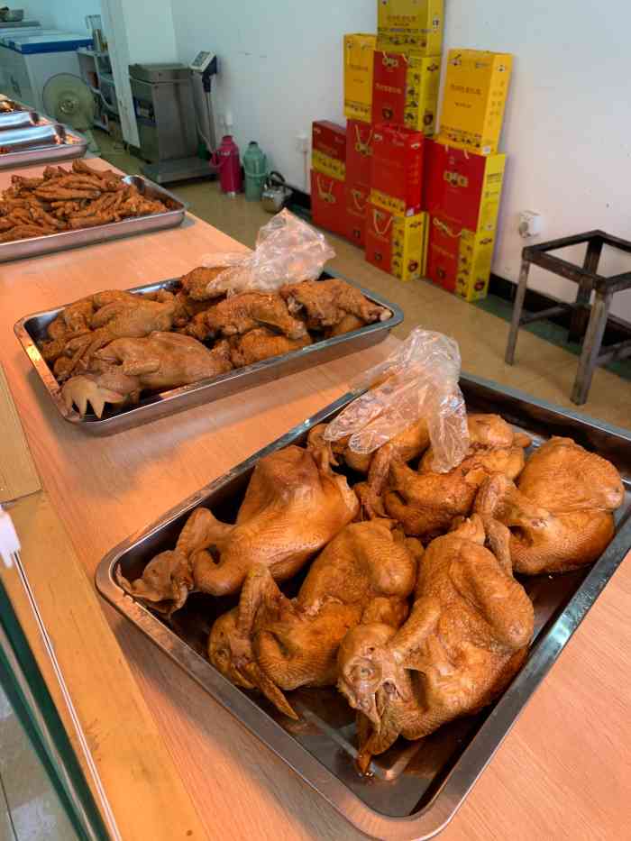 崔记扒鸡-"看了新哥的推荐,说是一家新店所以决定来试.