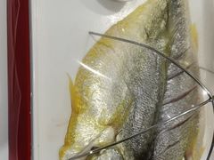 -赶海部落海鲜城(海阳路店)