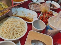 -龙巢盱眙龙虾·牛蛙·烧烤宵夜(八卦岭店)